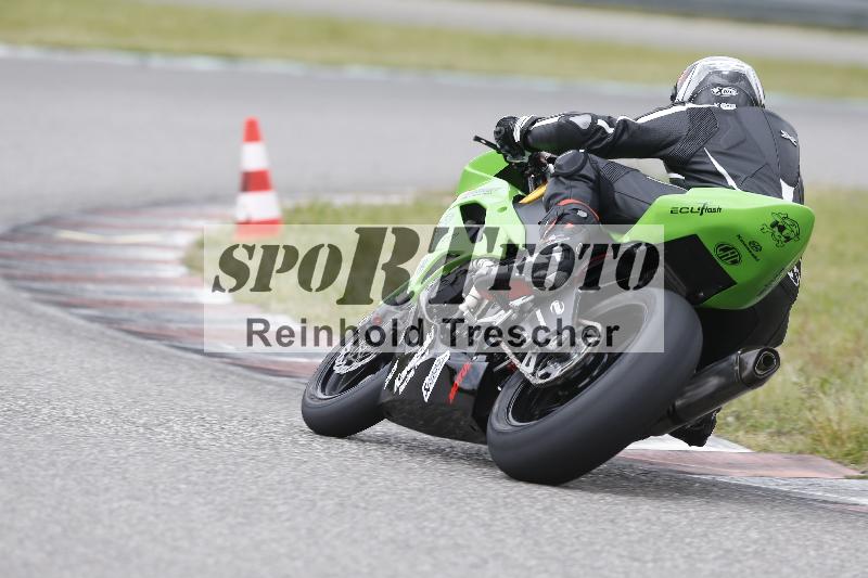 /Archiv-2024/13 22.04.2024 Plüss Moto Sport ADR/Einsteiger/79